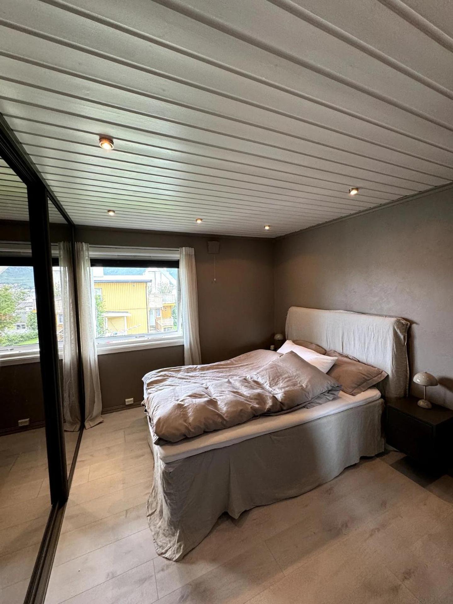 Holiday home Hjem I Tromso *