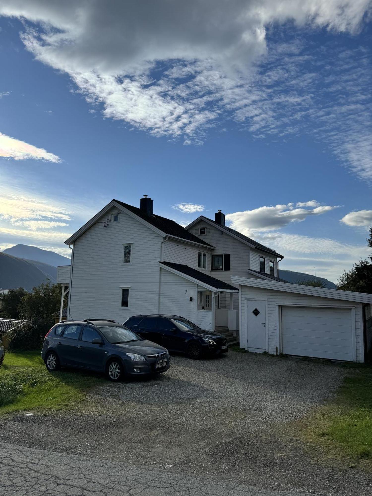 Holiday home Hjem I Tromso